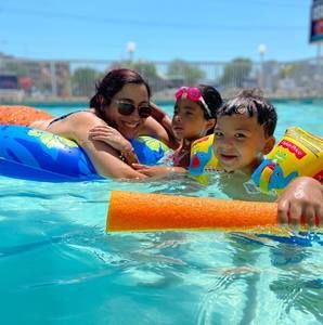 Meet your Posher, Vicky